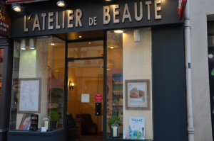 devanture atelier de beaute